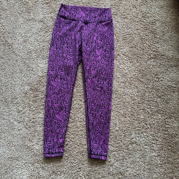 Buffbunny Leggings collection - Picture 6 of 7